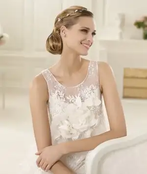 $Pronovias-2013-yaz-gelinnlik-modelleri-guinea_b1-550x652.webp