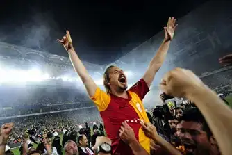 $alatasaray_6f238074-35fe-440c-9224-02bb43a42f0b_8_B70CCCB0-AAB4-4E57-B098-F79DE3CDE76E.webp