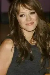 $HILLARYDUFF140.webp