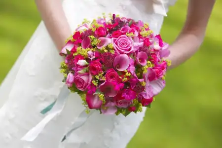$006-rosa-fruehlingsstrauss.webp