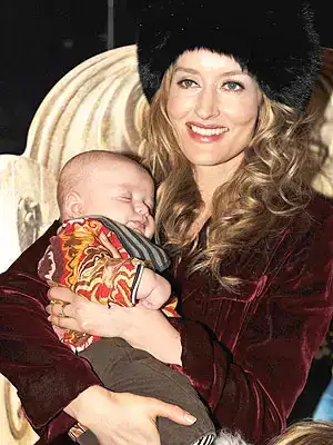 $natascha_mcelhone300.webp