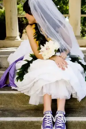 $purple-converse-bride.webp