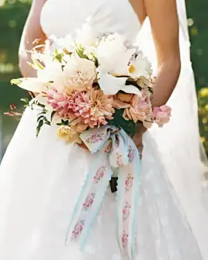$mwa103550_sum08_bouquet03_xl.webp $mwa103550_sum08_bouquet03_xl.webp
