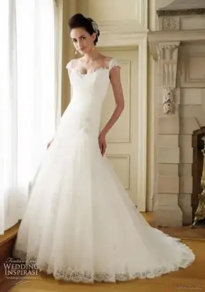 $capsleevesweddingdress2.webp