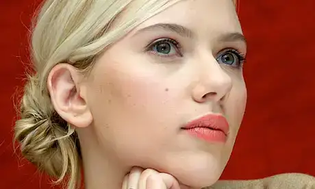 $Hot Scarlett Johansson gets Tony nod(1).webp