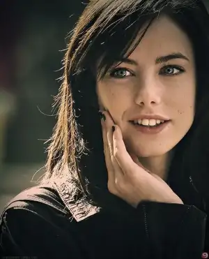 $Kaya-Scodelario.webp