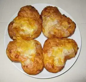 $sosisli-patatesli-kek-300x286.webp