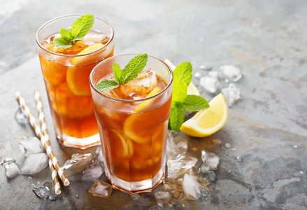Yaz Sıcakları İçin Lezzetli Ev Yapımı 3 Buzlu Soğuk Çay Tarifi ~ İce Tea