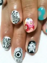 $thumbs_nail_art_design_5_thumb.webp