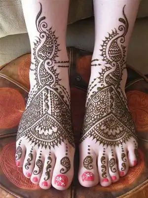 $Bridal-Feet-Mehndi-Design-for-2012.webp
