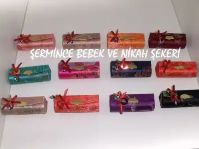 $KINA-KESESI-YERINE-AYNALI-RUJ-CANTASI__58374769_0.webp