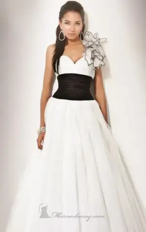 $71635-one-shoulder-ballgown-prom-dress-by-jovanialt2 (1).webp