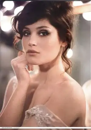$Gemma-Arterton-Vanity-Fair-2.webp