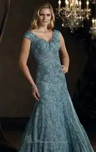 $112d56-lace-dress-by-ivonne-d-exclusively-for-mon-cheri.webp