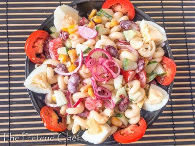 Et ve Balık Yemeği Yanında Yapılacak Kolay Salata Tarifi: Makarna Salatası