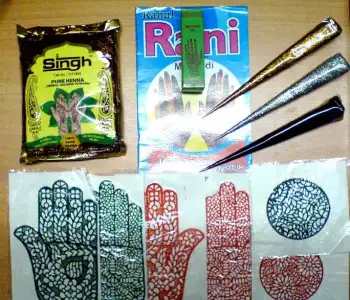 $Henna_Powder_kit_a.webp