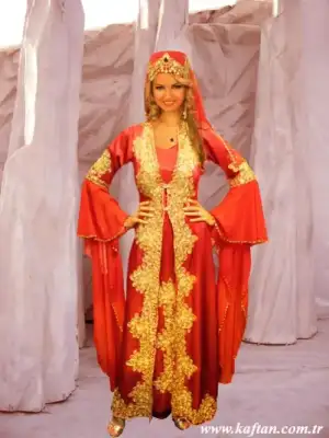 $hatice_sultan_modeli[2].webp