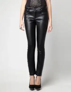 $bershka-pantolon-2012 (15).webp