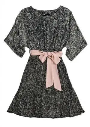 $batik-elbise-modelleri (10).webp