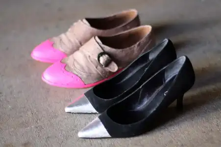 $diy-these-cap-toe-shoes-4-easy-steps-2-amazing-styles-210512-1.webp