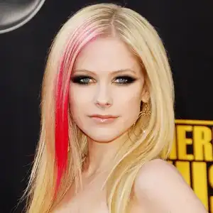 $110408_lavigne_400x400.webp