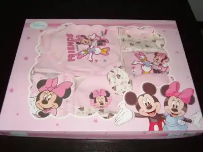 $BEBEK-HASTANE-CIKISI-DISNEY-BEBE-7LI-PEMBE-MAVI__53632125_0.webp