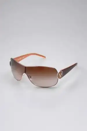 $Vogue-gunes-gozlukleri-2012 (8).webp