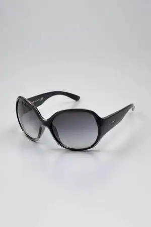$Vogue-gunes-gozlukleri-2012 (15).webp