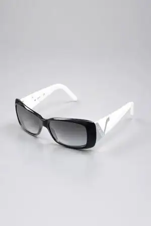 $Vogue-gunes-gozlukleri-2012 (20).webp