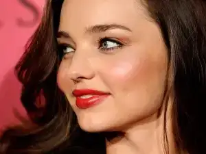 $Miranda-Kerr19-300x225.webp