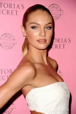 $Candice Swanepoel (Victoria&#8217;s Secret Swim party 2011) HQ.webp