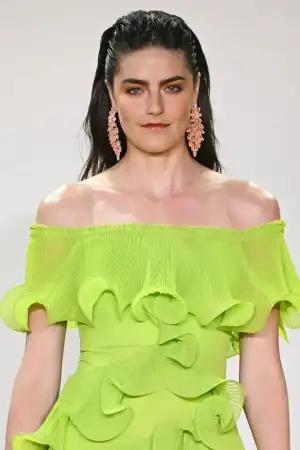sonbahar_2023_sac_trendleri_modasi_modelleri (4).webp