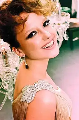 $Ayse-Ozyilmazel-2.webp $Ayse-Ozyilmazel-2.webp