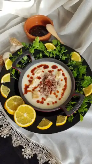 lezzetli_orjinal_dugun_corbasi_tarifi.jpg lezzetli_orjinal_dugun_corbasi_tarifi.jpg