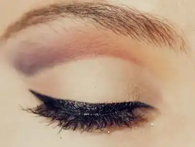 $eye-liner.webp