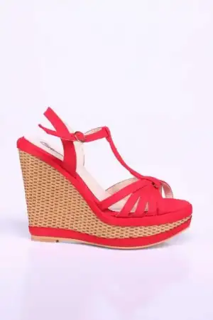 $bambi-ilkbahar-yaz-2012  (10).webp