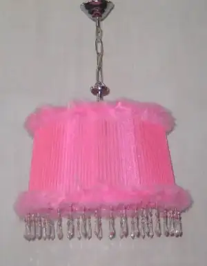 $pembe t&#252;yl&#252; boncuklu.webp