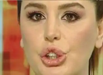 $1328716218_59_aysubaceoglu.webp