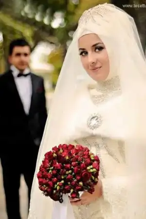 $Tesetturlu-Gelinlik-Modelleri-400x600.webp