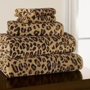 $leopar-takim-banyo-havlulari.webp