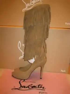 $christian%20louboutin%20christian%20louboutin0308001.webp