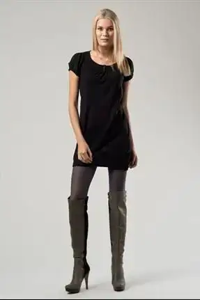 $Julia-Grace-Modelleri-2012(35).webp