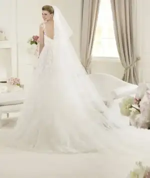 $Elie-Saab-Gelinlik-2012-Modelleri (13).webp