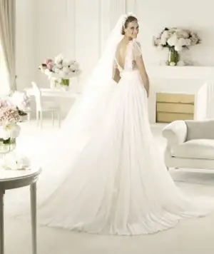 $Elie-Saab-Gelinlik-2012-Modelleri (14).webp