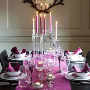 $Elegant-2010-Christmas-Table-Decorating-Ideas.webp