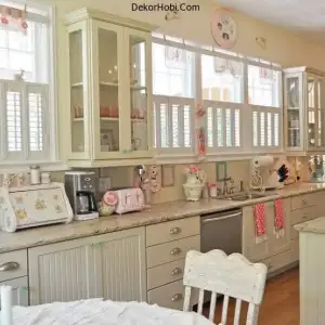 $vintage-candy-like-kitchen-with-retro-details-13-554x554.webp $vintage-candy-like-kitchen-with-retro-details-13-554x554.webp