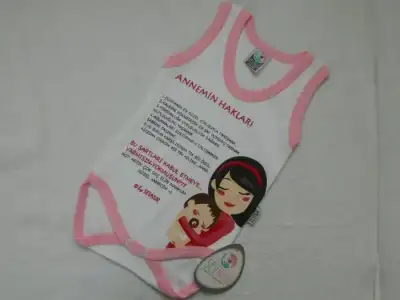 $ANNEMIN-HAKLARI-YAZILI-PEMBE-BEBE-CITCITLI-BADY__62775937_0.webp
