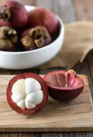 mangostan meyvesi2.webp