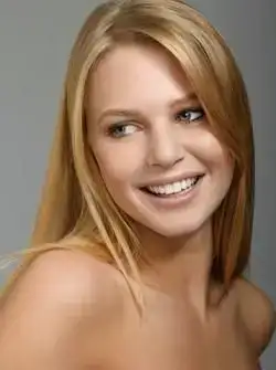 $2013-Dark-blonde-hair.webp