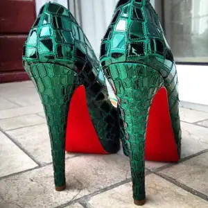 $christian-louboutin-2013-modelleri (38).webp
